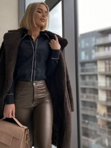 Czarna koszula damska z lamówką Lexi